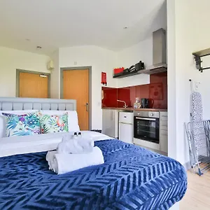https://princess-lofts-swansea-city-centre.cardiffhotelswales.com